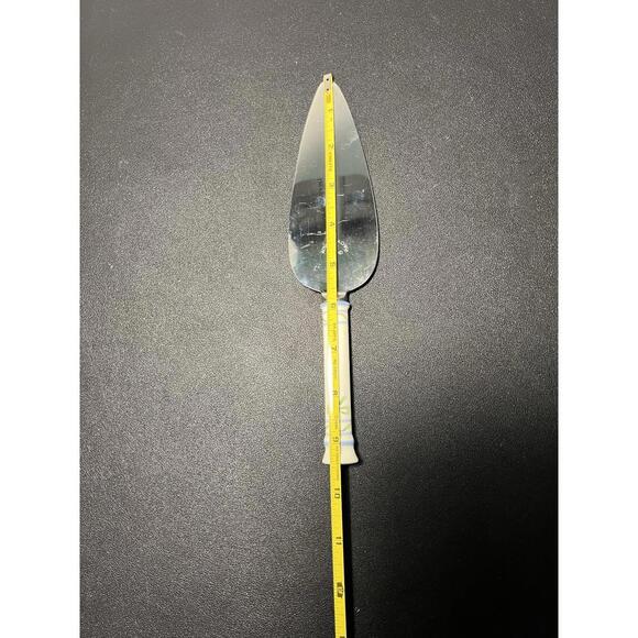 Royal Tara Ireland 1980s “Laura” Floral Bone China Cake Platter & Steel Server - Picture 15 of 16